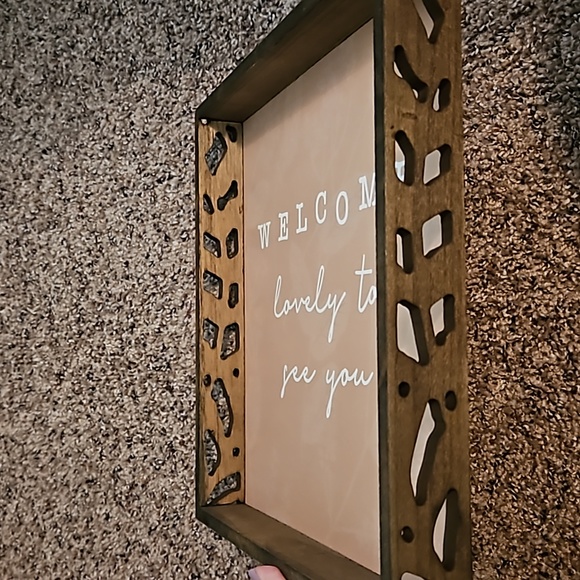 Welcome Sign - Picture 4 of 4